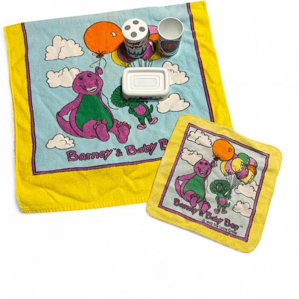 Vintage 1993 Barney and Baby Bop bathroom set w towel, washcloth, soap dish +